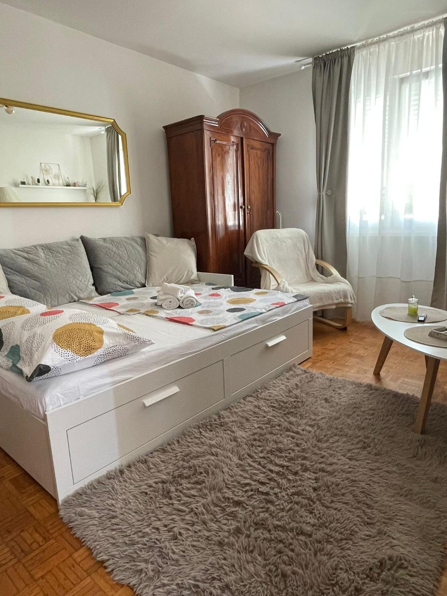Studio Apartman Providenca 스플리트 외부 사진